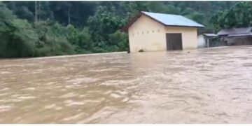 Krueng Kala lhoong Aceh Besar Meluap Karena Hujan Deras