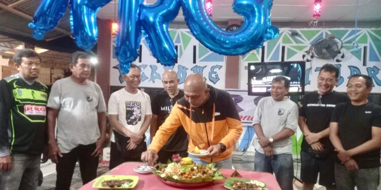 Rayakan HUT Ke 49, RRG Club Indonesia Santuni Puluhan Anak Yatim 