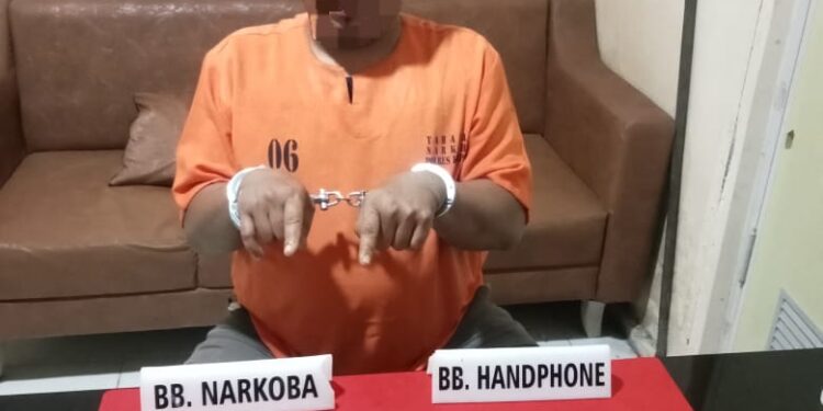 Satnarkoba Polres Kampar Amankan Warga Desa Koto Perambahan Bawa 19 Paket Sabu