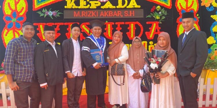 Tgk Muhammad Riski Akbar Peroleh Nilai Cumlaude Pada Yudisium Pasca Sarjana IAIN Langsa
