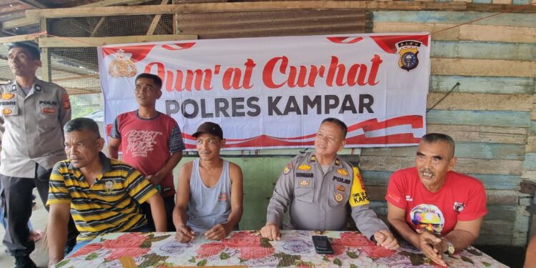 Jumat Curhat, Sat Binmas Polres Kampar Silaturahmi Dan Dengarkan Keluhan Warga Siabu