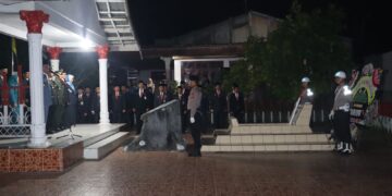 Polres Kuansing Laksanakan Upacara Kehormatan Dan Renungan Suci Peringati HUT RI Ke-79