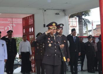 Peringati HUT RI 79, Kapolres Aceh Tengah Jadi Irup Upacara Ziarah Makam Pahlawan