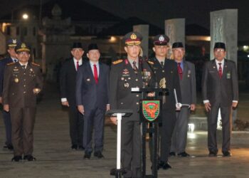Kapolda Sumsel Memimpin Langsung Apel Kehormatan Dan Renungan Suci Peringati HUT RI Ke 79