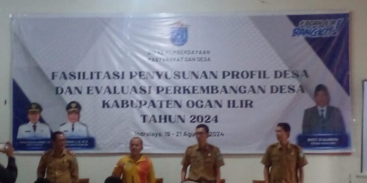 Pelatihan Operator Desa Serta Sistem Evaluasi Perkembangan Desa