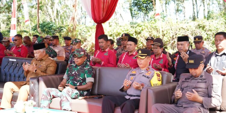 Wakapolres Aceh Tengah Samsir Hadiri Penutupan TMMD Ke-121