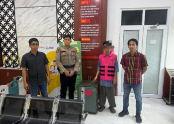 Tipikor Satreskrim Polres Kampar Limpahkan Tersangka dan Barang Bukti Kasusnya Korupsi Ke Kejari 