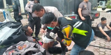 Empat Personel Polri Terluka Saat Amankan Unjuk Rasa Di Lhokseumawe