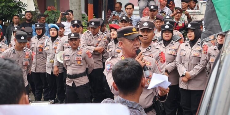 Polres Aceh Tengah Kerahkan Ratusan Personel Amankan Unjuk Rasa Mahasiswa