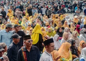 Ribuan Massa Padati Deklarasi Pasangan Haili Yoga – Muchsin Hasan