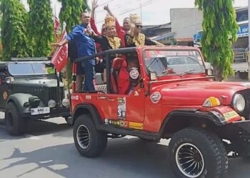 Ribuan Masyarakat Konvoi, Paslon Walikota Langsa dari Partai Aceh Daftar ke KIP