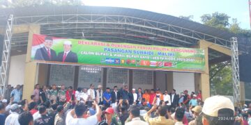 Ribuan Massa Memadati Jalanan Dan Lapangan Stadion Untuk Mendukung Pasangan Suhaidi-Maliki
