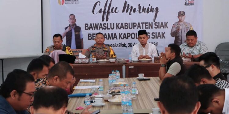Perkuat Sinergitas Pilkada Aman Dan Lancar, Kapolres Siak AKBP Asep Sujarwadi Ngopi Bareng Bawaslu
