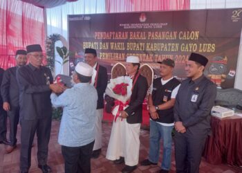 Bibit Kopi Untuk Komoditi Dan Regenerasi Dari H.Thalib S.Sos M.AP Ke KIP Gayo Lues