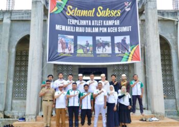 Pj Sekda Kampar Lepas Kontingen Riau Untuk PON XXI Cabang Olahraga Ketahanan Berkuda 60 KM