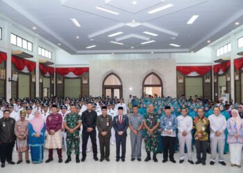 Pj Bupati Kampar Hadiri Rapat Paripurna Pengucapan Sumpah/Janji Anggota DPRD Provinsi Riau
