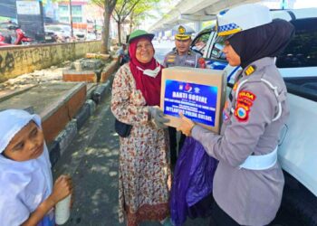 Jelang HUT Polantas Ke-69, Ditlantas Polda Sulsel Bersama Polres Jajaran Gelar Baksos, Kesehatan Serta Religi