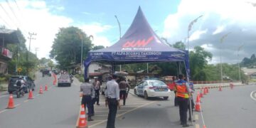 Dishub Bersama Satlantas Polres Aceh Tengah Mendirikan Pos Sementara Di Simpang Uning