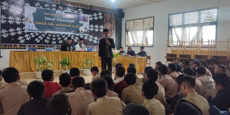 SMP Negeri 2 Takengon Memperingati Maulid Nabi Muhammad SAW 1446 H