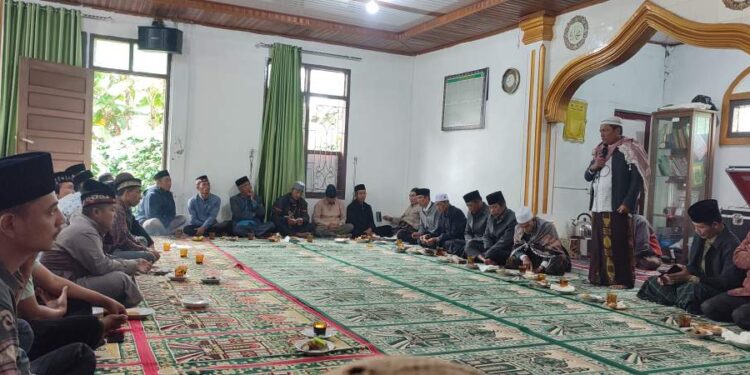 Kampung Umang Gelar Acara Peringati Maulid Nabi Muhammad SAW 1446 H, Penceramah Tgk Hamdan Sari