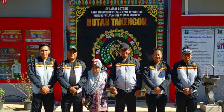Rutan Takengon Menyambut Baik Kedatangan Dr.Murtini, Sosok Tunanetra Melakukan Rekor MURI