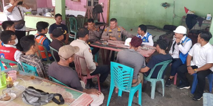 Usai Tangkap Pelaku Pencurian Kabel PLN, Kapolsek Siak Hulu Ajak Masyarakat Bersinergi Perangi Hoak Dalam Pilkada 2024