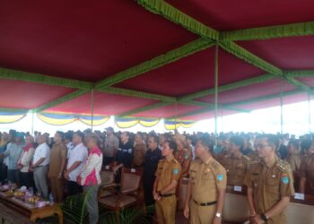 Membuka Temu Wicara Sekaligus Panen Raya Hasil Petani Dan Penyuluh Bersama Pemda Ogan Ilir