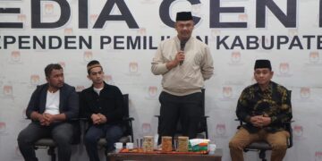 Sempat TMS, KIP Aceh Tengah Terima Pendaftaran Pasangan Alaidin – Anda Suhada Calon Bupati Dan Wakil Bupati