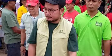 RMPN Dan BMS : Calon Walikota Prima Salam Silahturahmi Dan Bagikan Makan Gratus Bersama Masyarakat TPA Sukawinatan