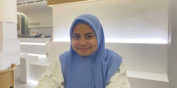 Mutmainnah : ” Ruang Rindu Untuk Ayah “