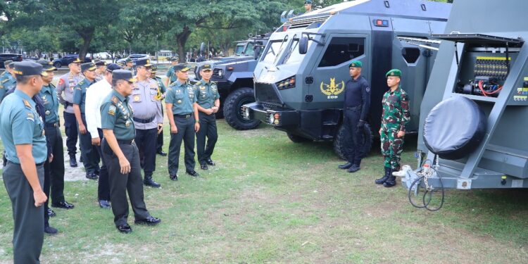 Kapolda Aceh Hadiri Apel Gelar Pasukan Dan Alutsista Pengamanan Pilkada Kodam IM 