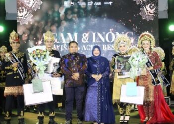 Pj Bupati Iswanto Nobatkan Faiz Dan Tasya Sebagai Agam Inong Aceh Besar 2024
