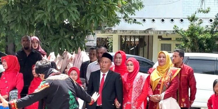 Rahmuddin Resmi Di Lantik Sebagai Anggota DPR Aceh
