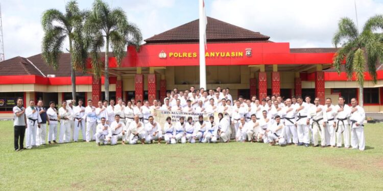 Ujian Beladiri Polri Untuk Kenaikan Pangkat