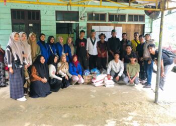 HMI Dan Mahasiswa UGP Salurkan Bantuan Untuk Korban Bencana Alam Di Ramung Ara, Pasca Demo PDAM