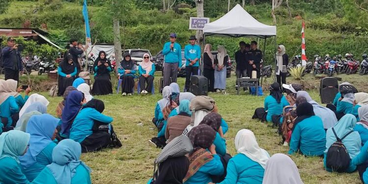 Plt Kadisdikbud Aceh Tengah Resmi Tutup Kegiatan Parenting Untuk Mencegah Stunting