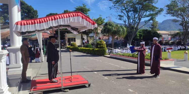 Upacara Memperingati Hari Santri Ke 10 Kabupaten Aceh Tengah Berlangsung Khidmat