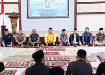 Sekretaris Komisi D Syukri Hadiri Pengukuhan Komisioner Majelis Adat Gayo Aceh Tengah