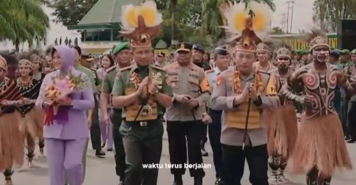 HUT TNI Ke 79, Kapolri: Kami Bersinergi Di Laut Dan Bumi Nusantara