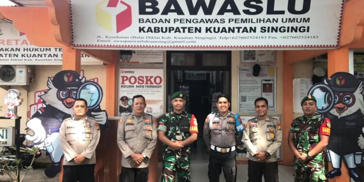 Ops Mantap Praja, Polres Kuansing Bersama TNI Monitoring Kantor KPU, Bawaslu Dan Gudang Logistik
