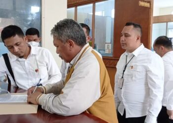Unit Tipidkor Satreskrim Polres Aceh Tengah Geledah Kantor Dinas Perdagangan