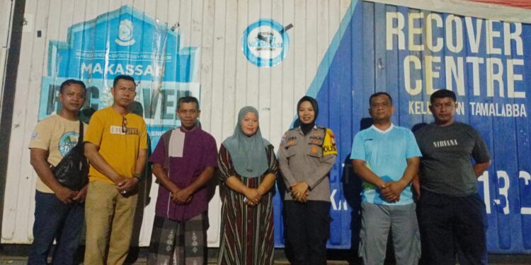 Komitmen Sukseskan Pilkada Serentak, Polisi RW Polres Pelabuhan Makassar Rutin Silaturahmi