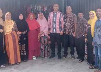 Calon Bupati Alaidin Abu Abas Bercekraman Dengan Masyarakat