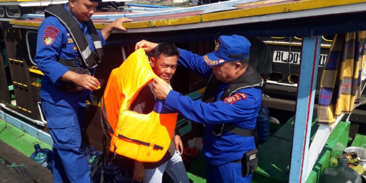 Kapal KP. Elang Bondol V-4001 Polda Sumsel Patroli Rutin Dan Cooling System Menjelang pilkada