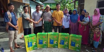 Pemerintahan Kampung Buntul Musara Bagikan Alat Pertanian Kepada 199 KK