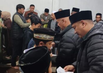 Jelang Pencoblosan, Keluarga Besar Shabela – Eka Saputra Melaksanakan Doa Bersama Dan Santuni Anak Yatim