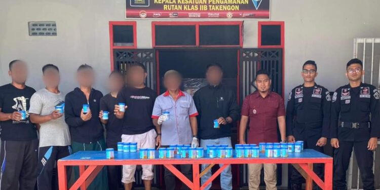 Rutan Takengon Laksanakan Tes Urine Bagi Pegawai Dan Warga Binaan