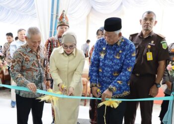 Ketua DPRK Fitriana Mugie Hadiri Peresmian Kantor Baru PT Bank BSI KCP Takengon