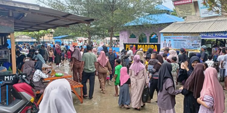 Kolam Madura Jadi Destinasi Favorit, Dikunjungi Ribuan Warga Dalam Program Gratis Paslon Oyon – Hamzah
