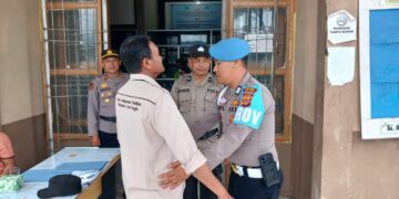 Personil Polres Aceh Tengah Jaga Ketat Rapat Pleno Rekapitulasi Hasil Pilkada